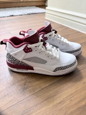 Jordan Spizike Low - Team Red